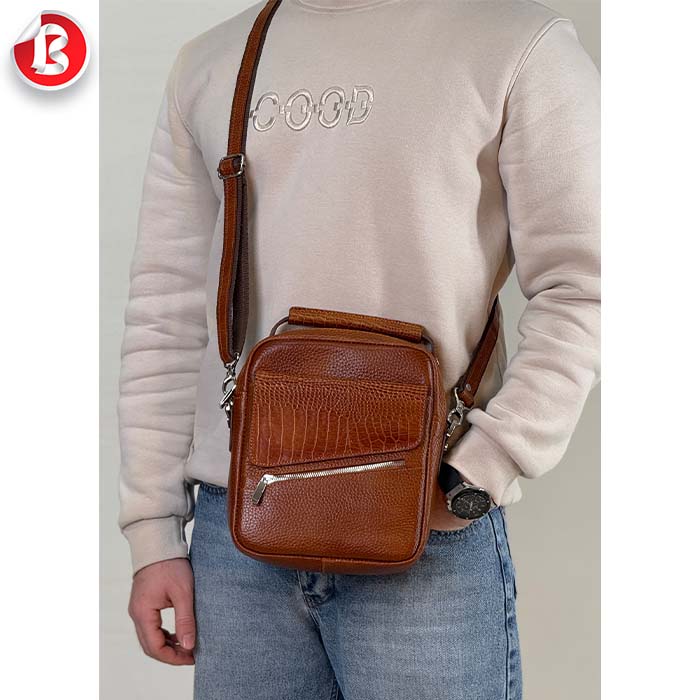 عکس اصلی کیف دوشی چرمی مردانه کد C102